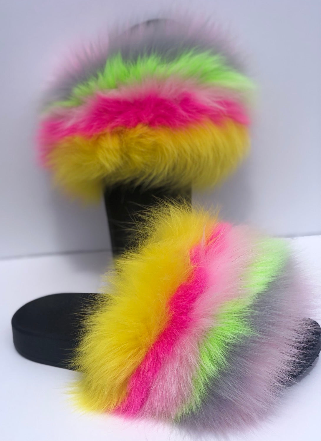 Extra fluffy neon slide