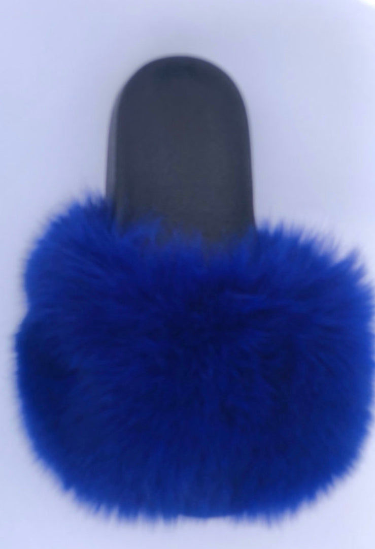 Extra fluffy Sapphire slide